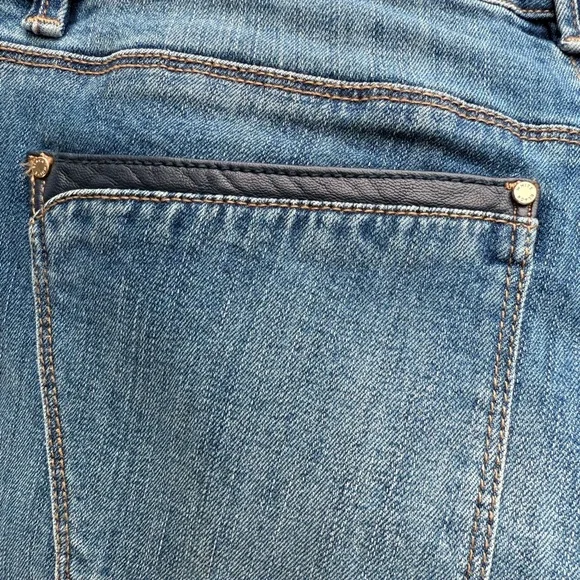 WHBM The Skinny Leather Trim Jeans Size 6 - Picture 8 of 16